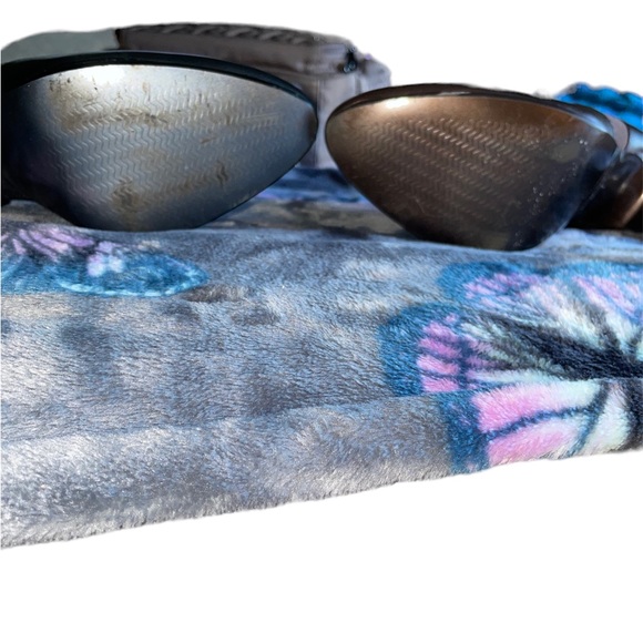 Ladies ankle boots BOGO for just $5 more dollars!! - Picture 6 of 7